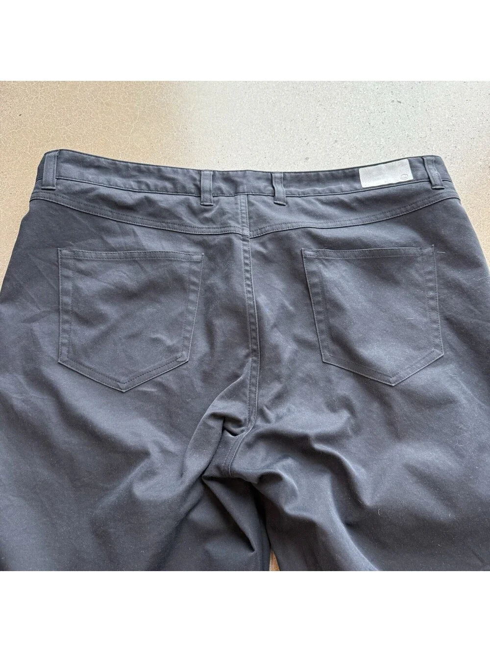 Peter Millar EB66 Pants Men 38x34 Cream Chino Crown Golf 5 Pocket Performance EC